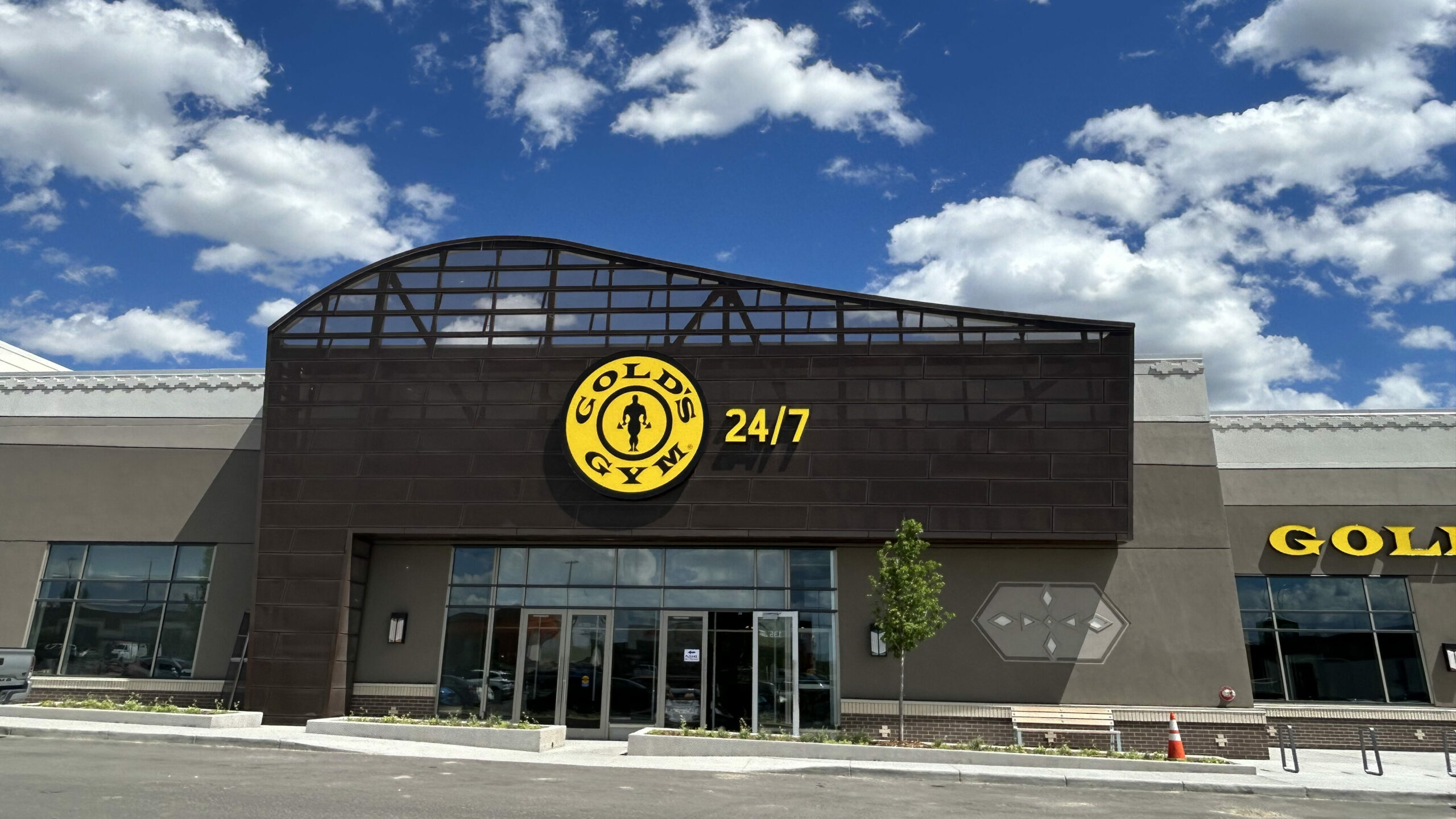 The future of fitness: Experience the new Gold’s Gym at Buffalo Run