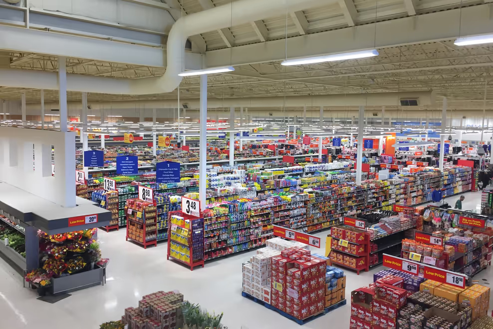 Huge grocery store spanning almost 100,000 sq. ft. opens near Calgary this fall